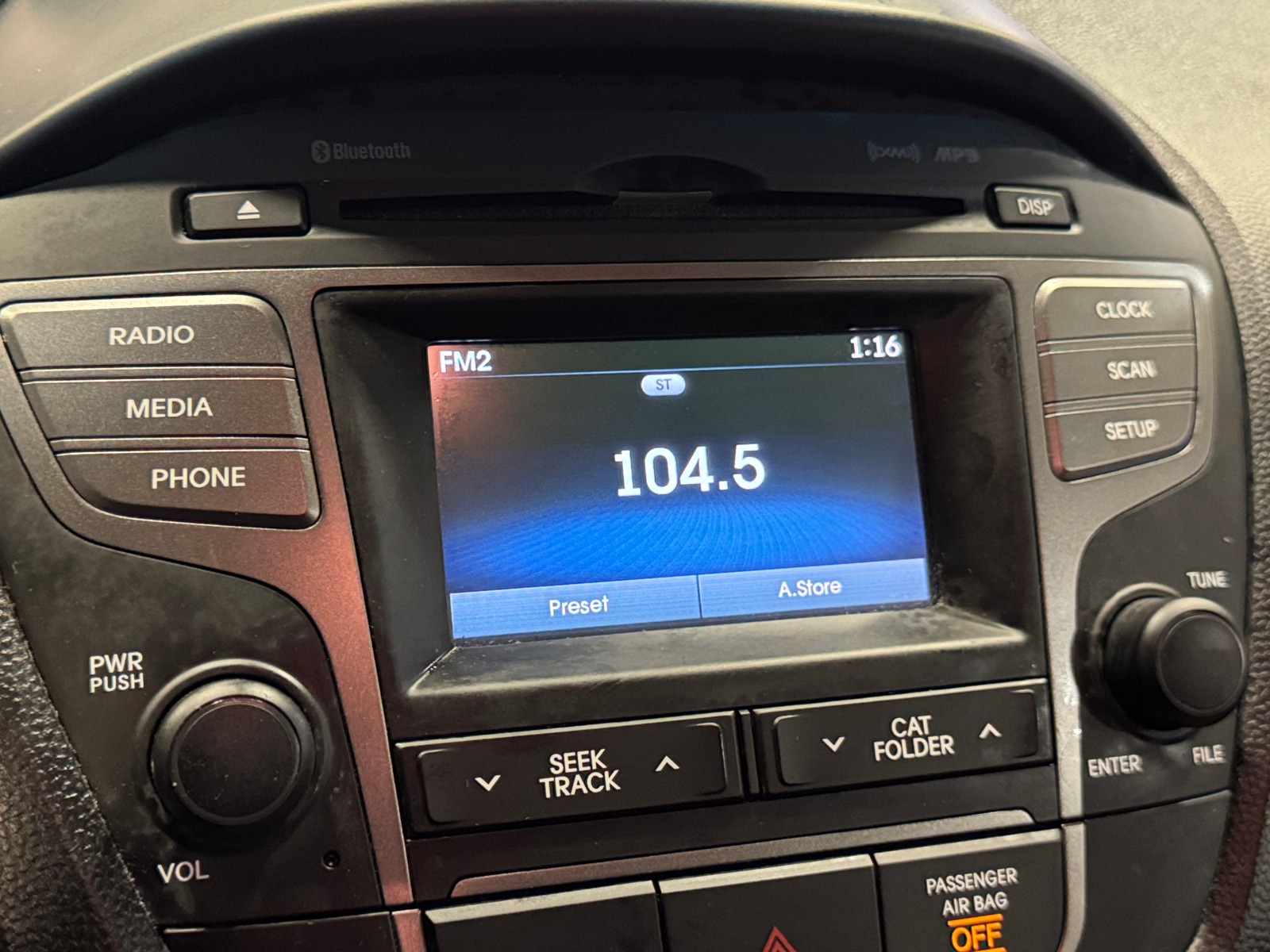 Thumbnail: 2015 Hyundai Tucson - 3