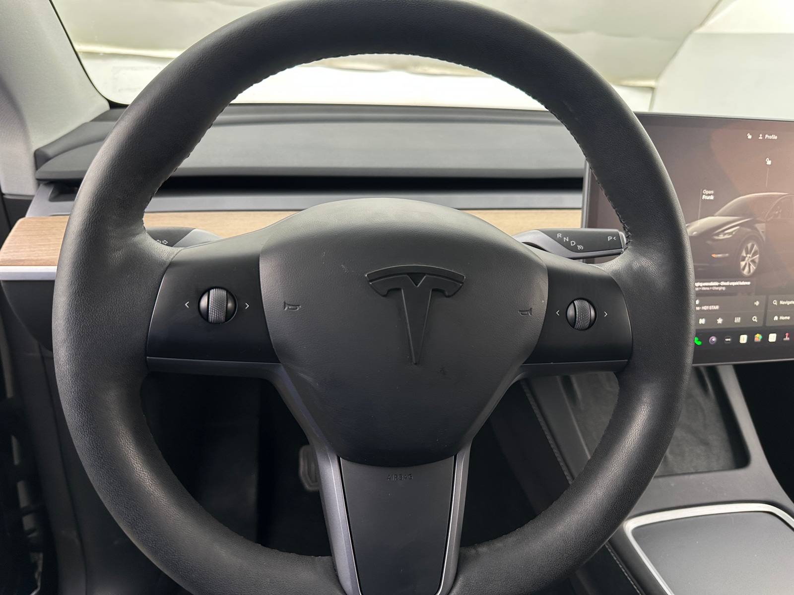 Thumbnail: 2023 Tesla Model Y - 4