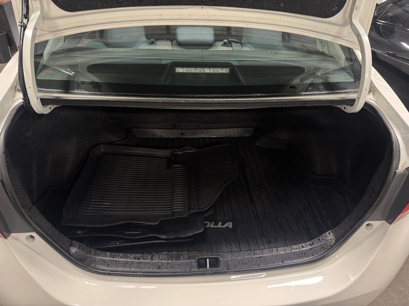 Thumbnail: 2018 Toyota Corolla - 7