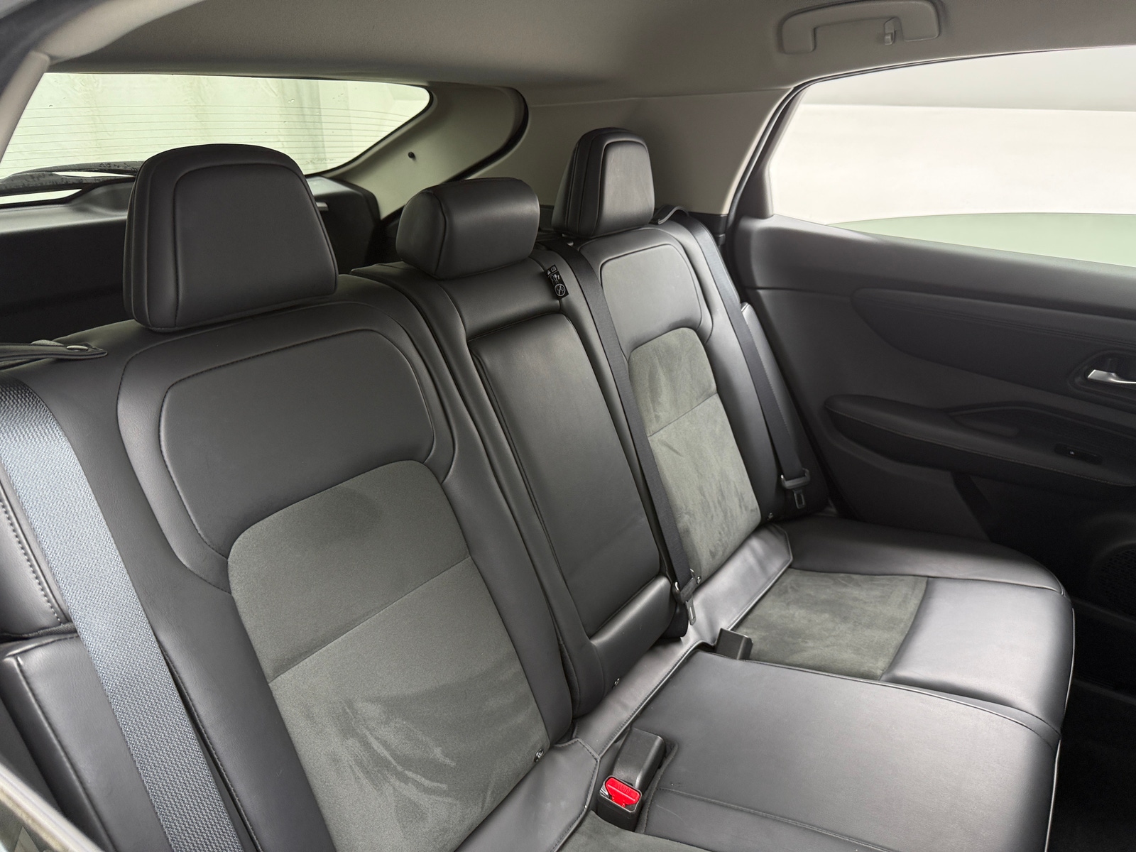 Thumbnail: 2025 Nissan Ariya - 5