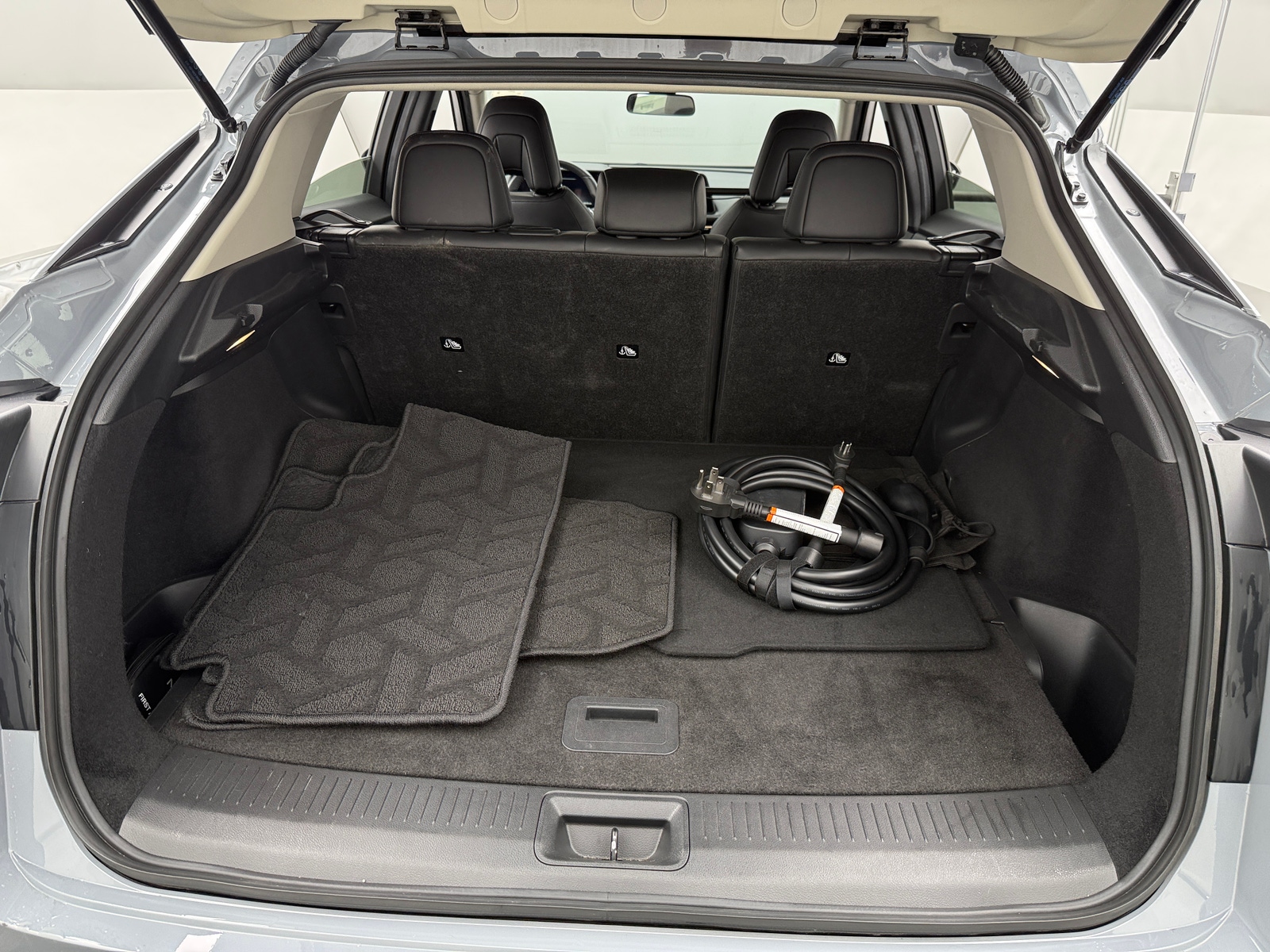 Thumbnail: 2025 Nissan Ariya - 6