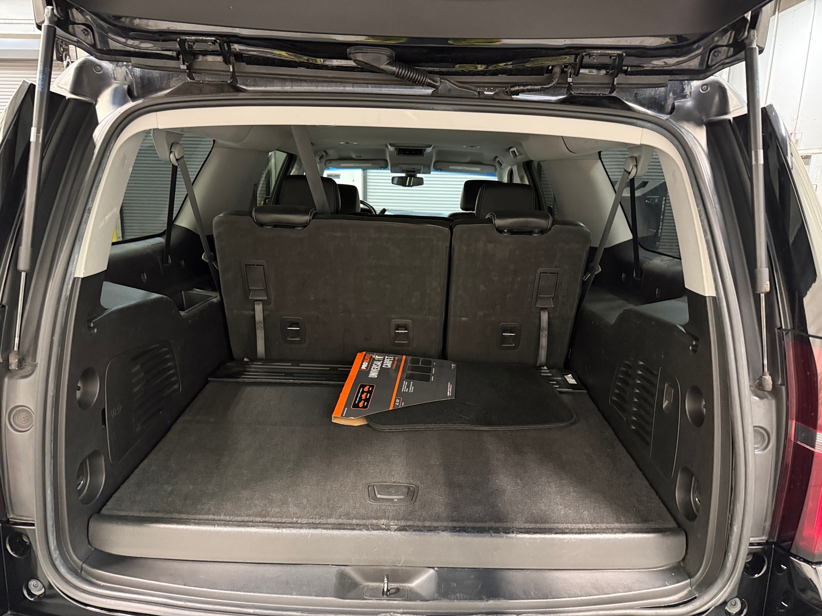 Thumbnail: 2019 Chevrolet Suburban - 7