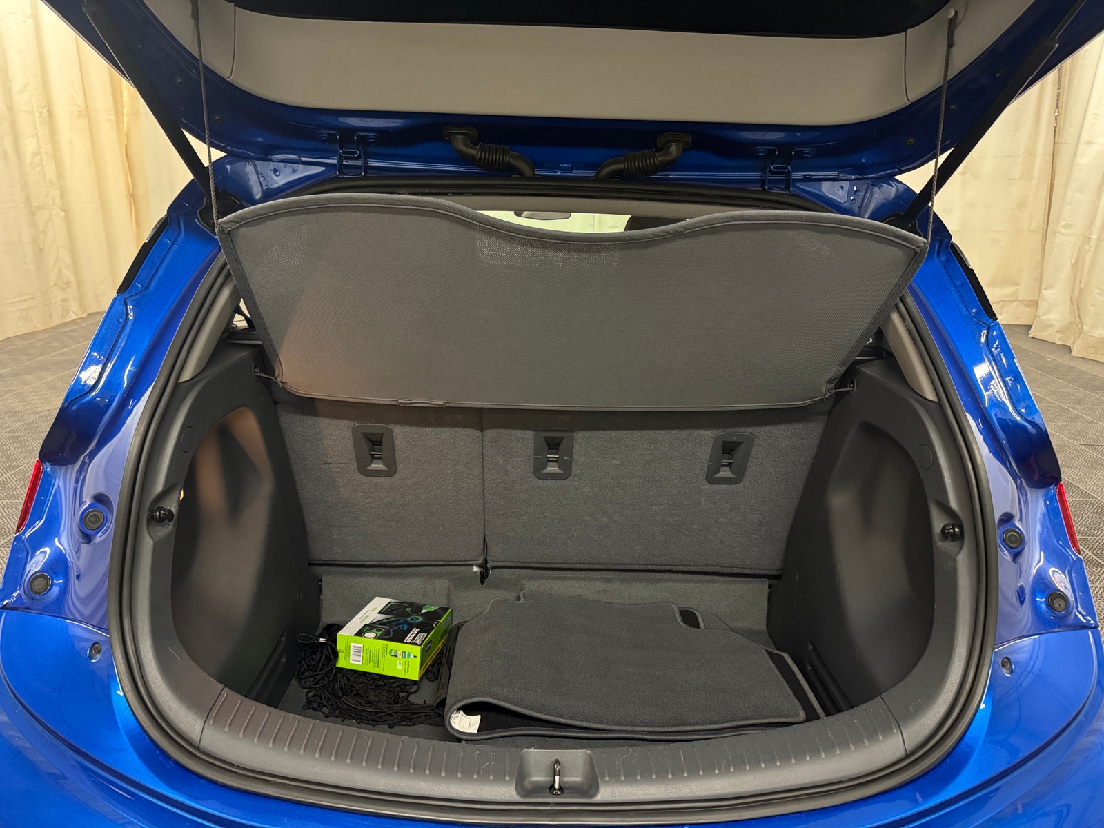 Thumbnail: 2019 Chevrolet Bolt EV - 7