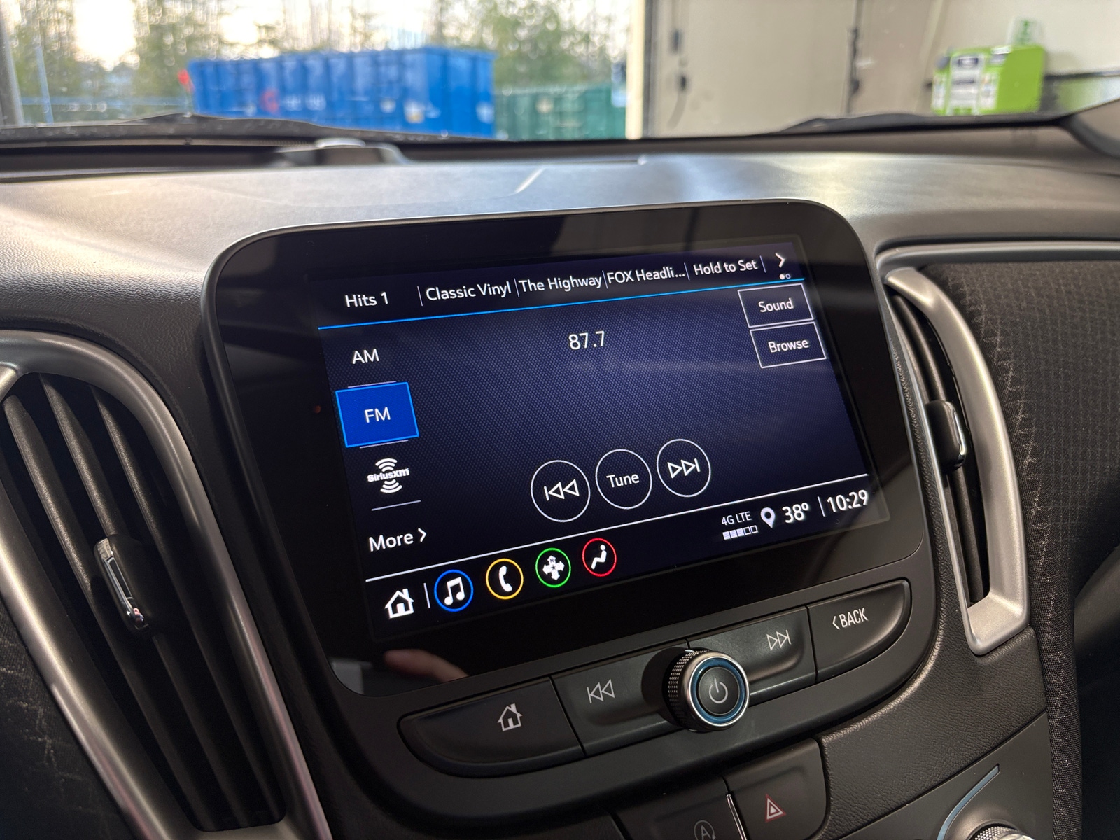 Thumbnail: 2024 Chevrolet Malibu - 4