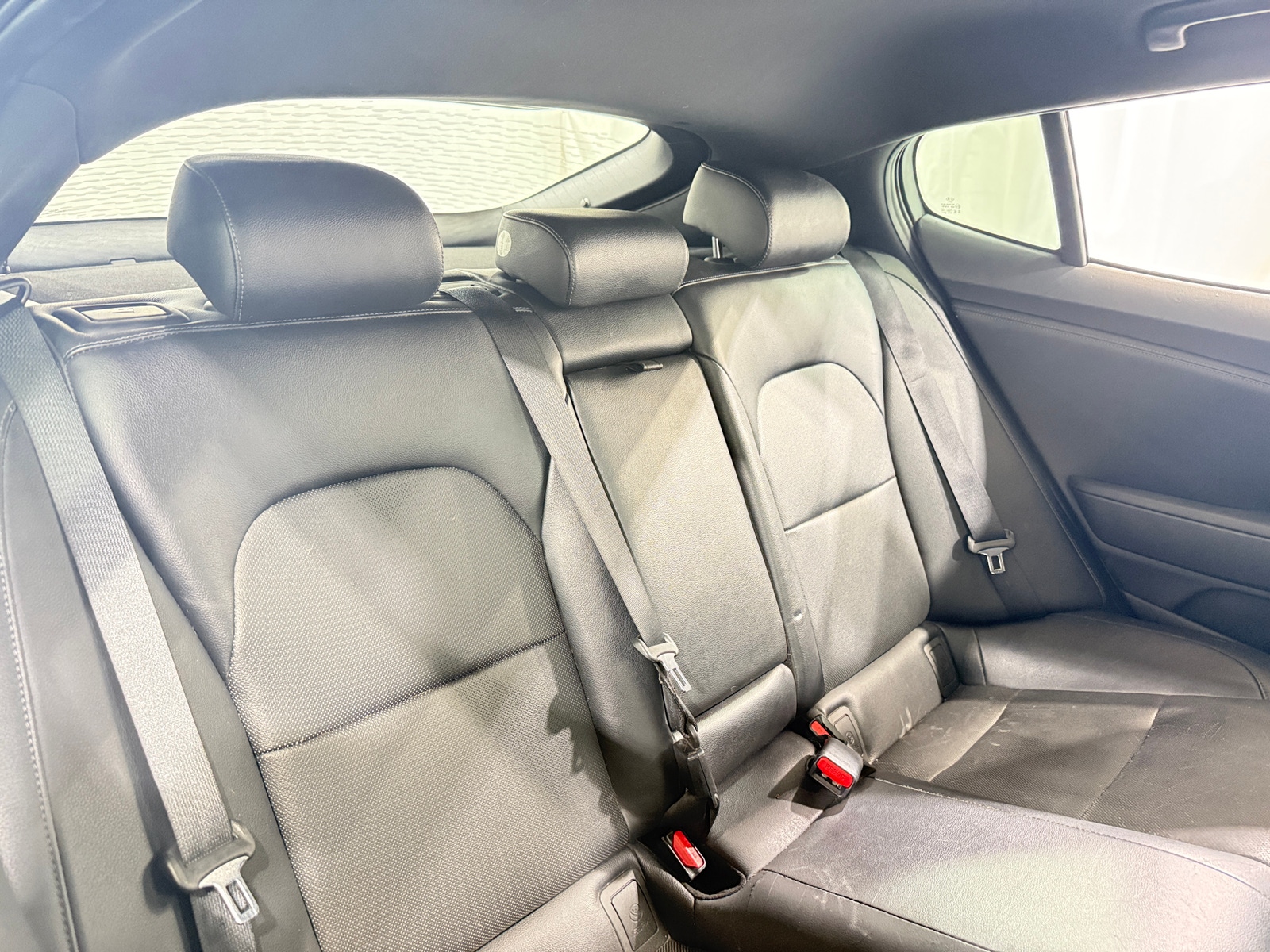 Thumbnail: 2018 Kia Stinger - 5