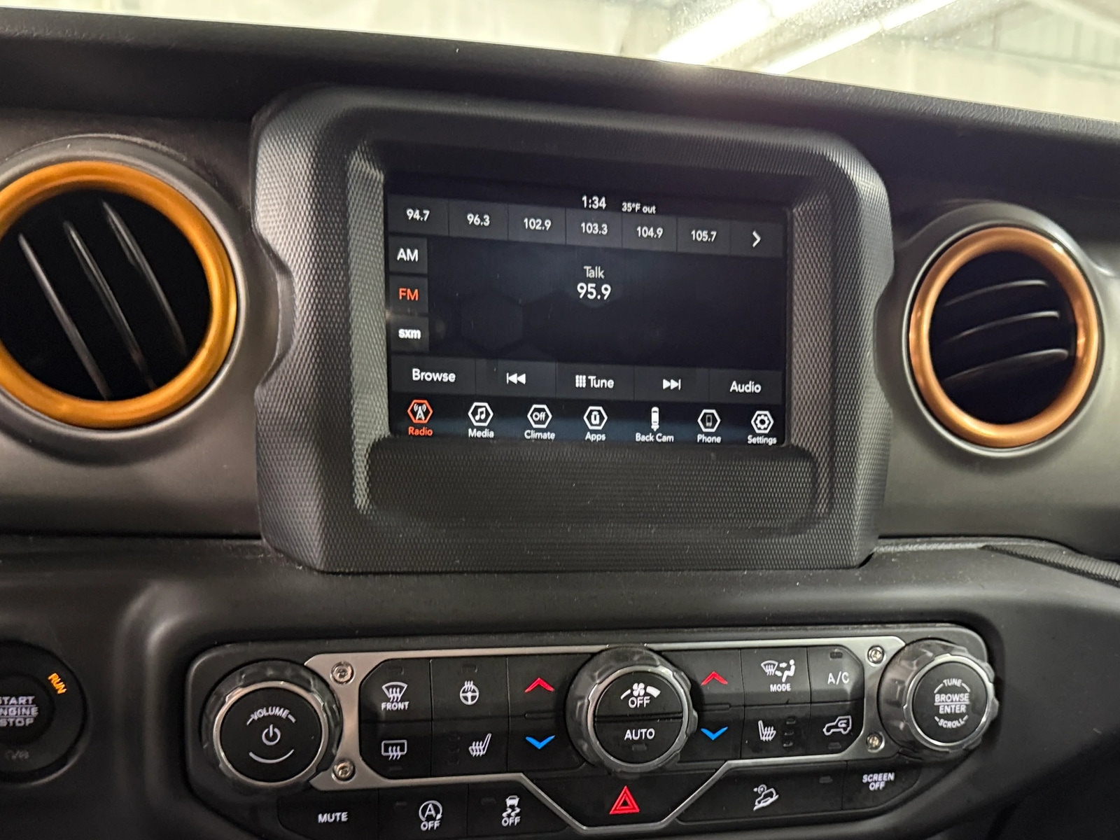 Thumbnail: 2018 Jeep Wrangler - 4