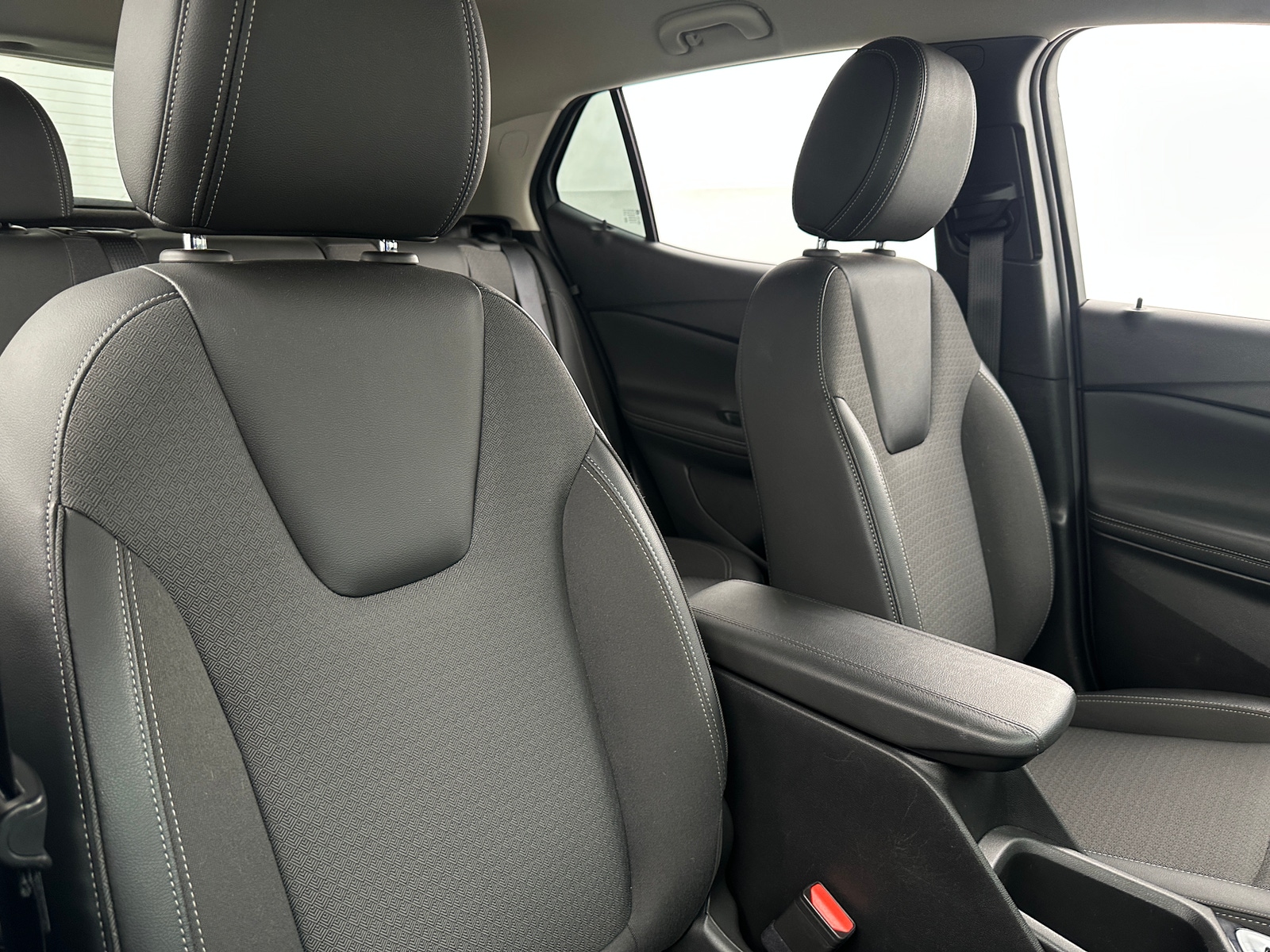 Thumbnail: 2024 Buick Encore GX - 2