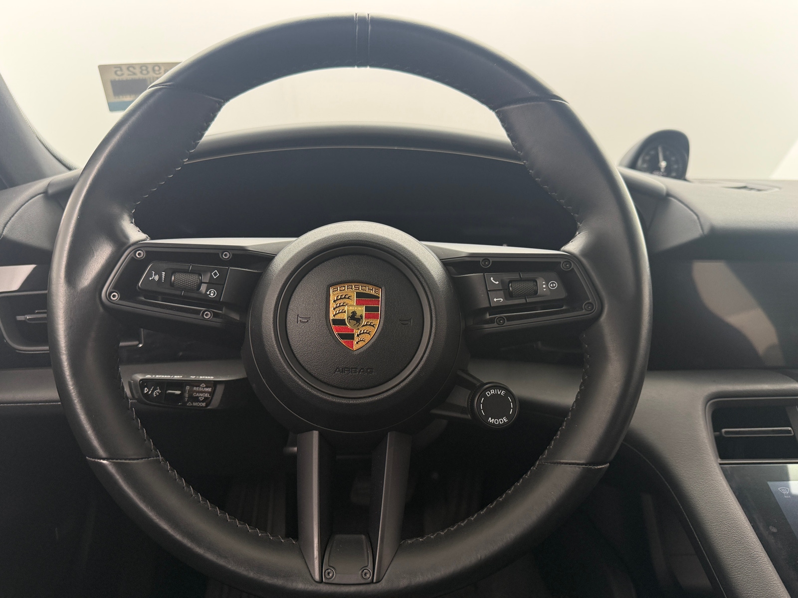 Thumbnail: 2021 Porsche Taycan - 5