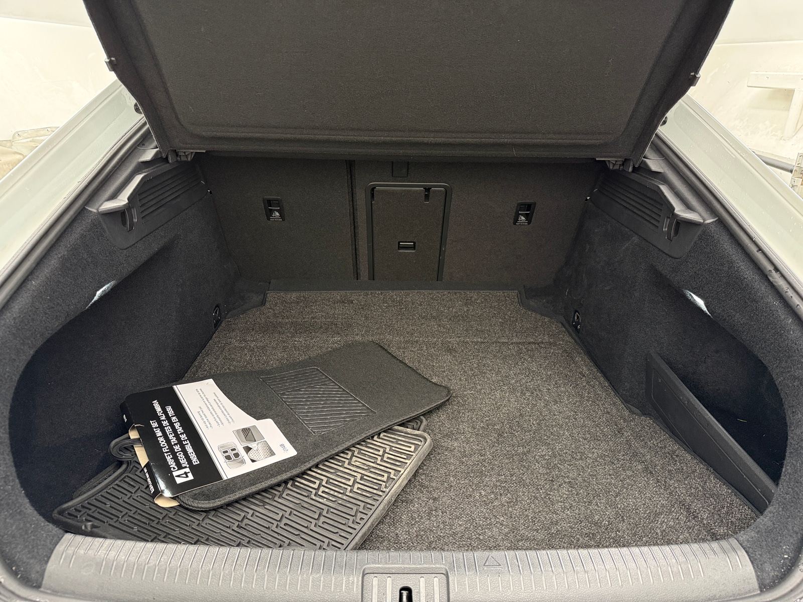 Thumbnail: 2021 Volkswagen Arteon - 6