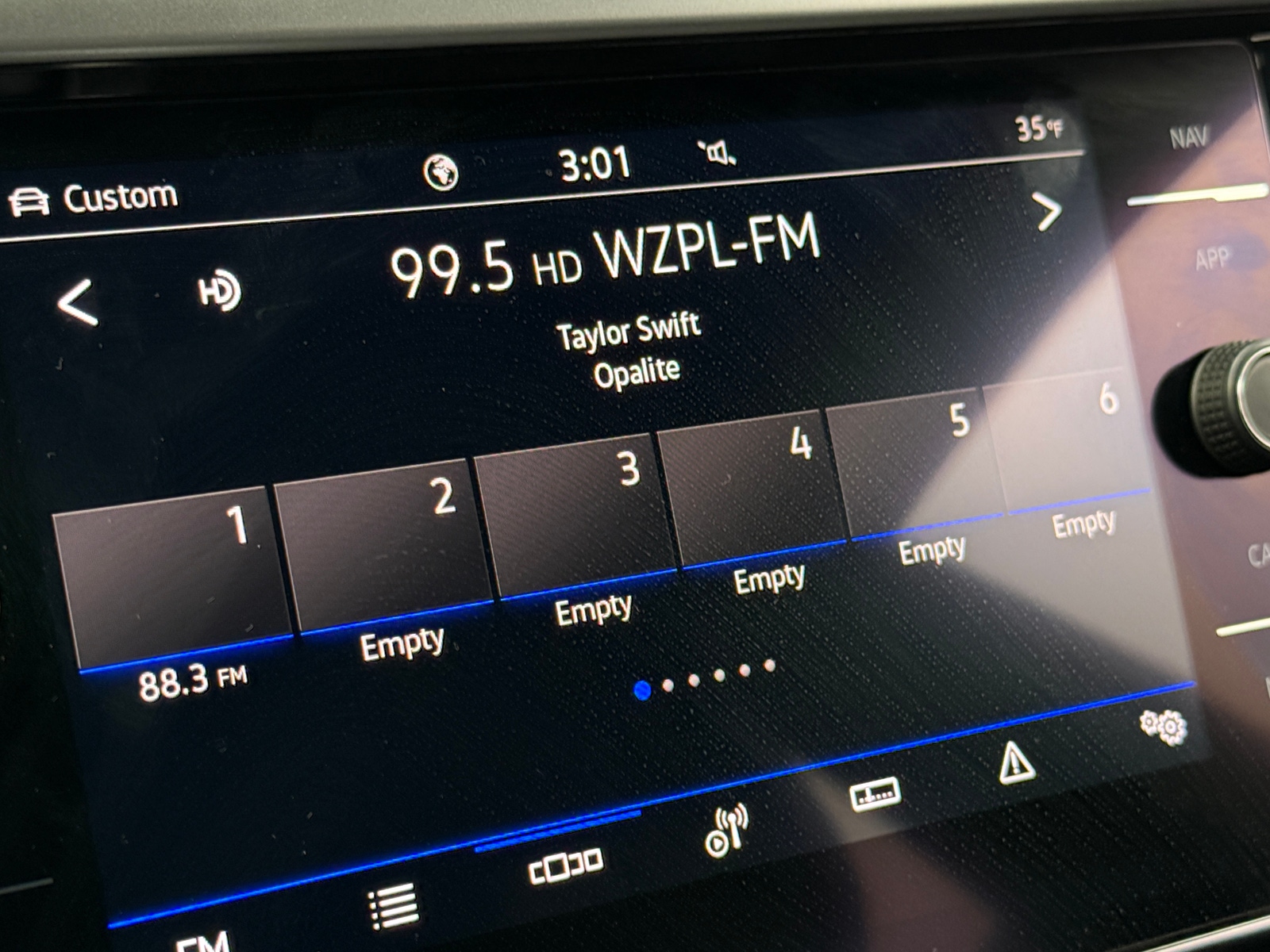 Thumbnail: 2021 Volkswagen Arteon - 3