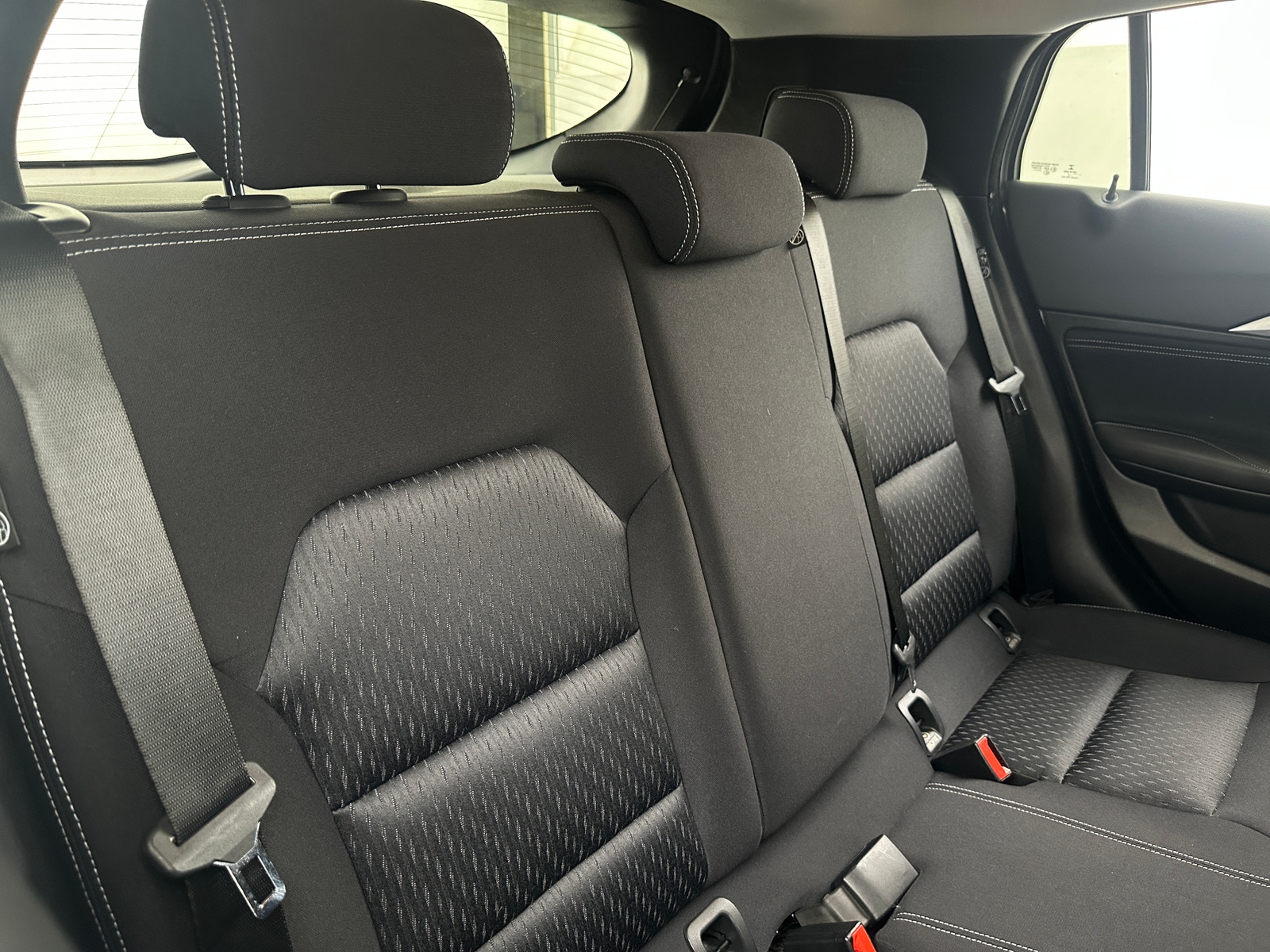 Thumbnail: 2018 INFINITI QX30 - 6