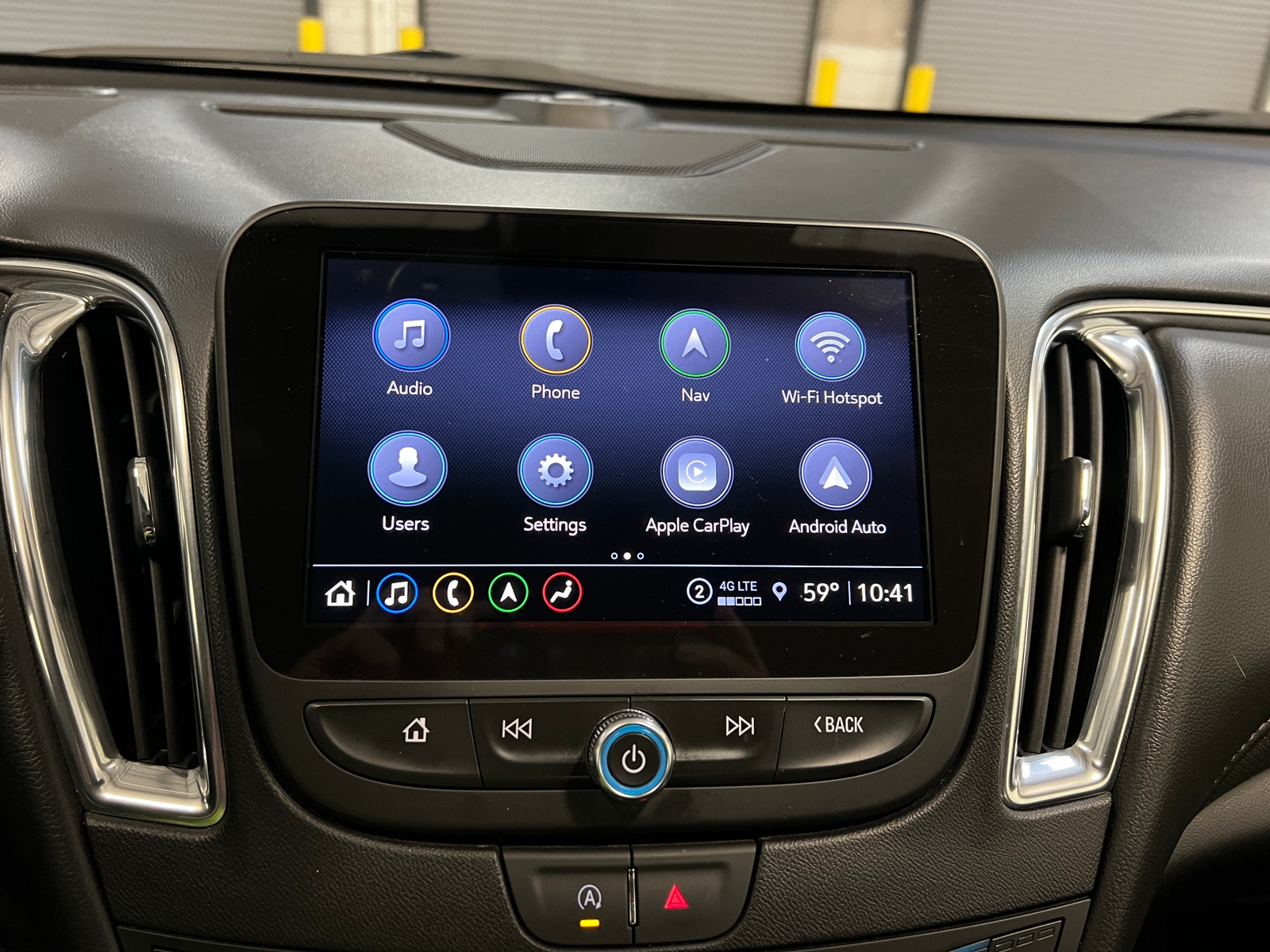 Thumbnail: 2024 Chevrolet Malibu - 3