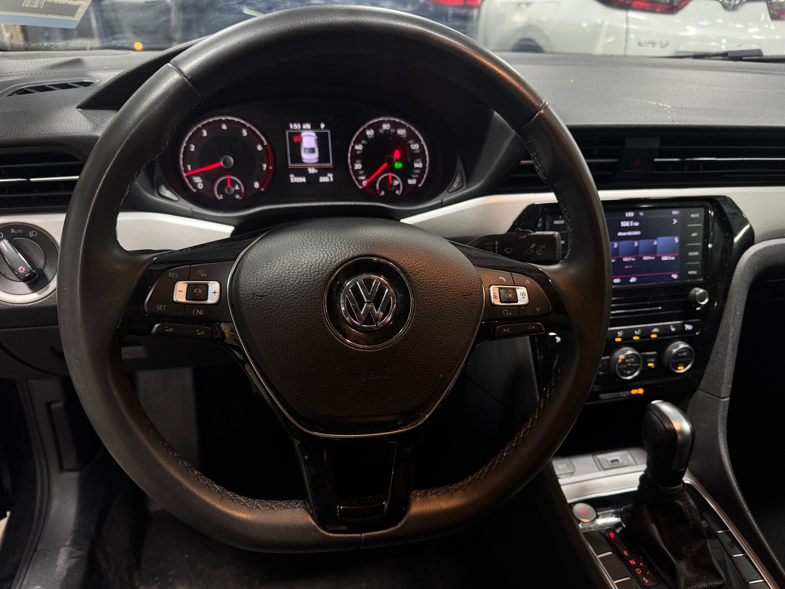 Thumbnail: 2021 Volkswagen Passat - 4