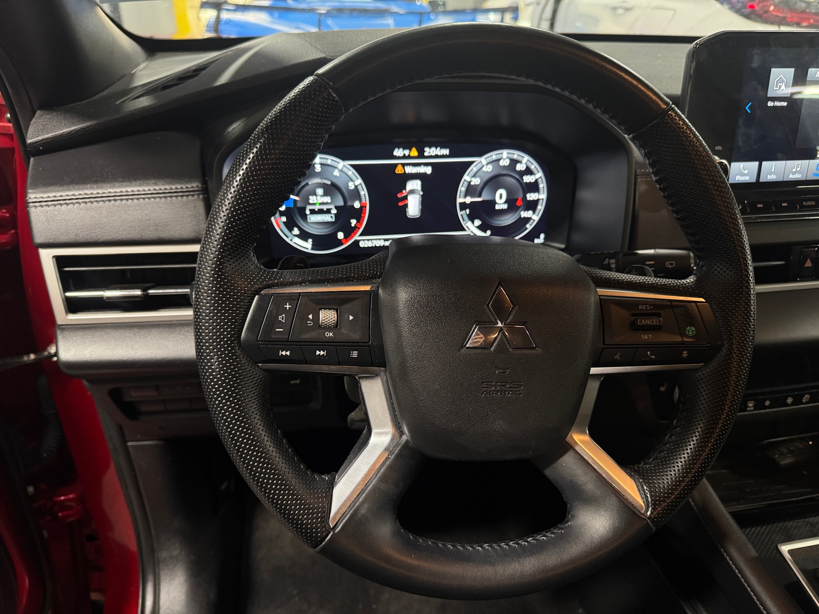 Thumbnail: 2023 Mitsubishi Outlander - 5