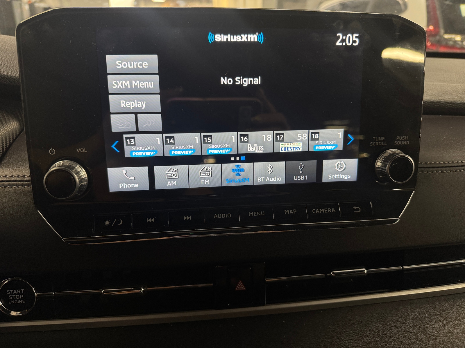 Thumbnail: 2023 Mitsubishi Outlander - 4