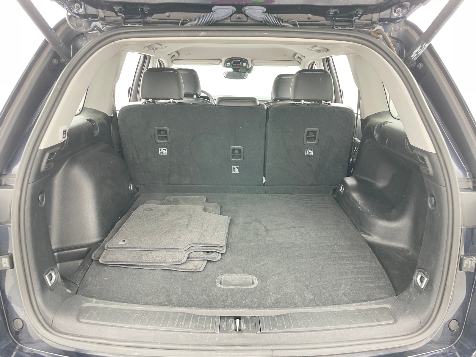 Thumbnail: 2023 Jeep Grand Cherokee - 6