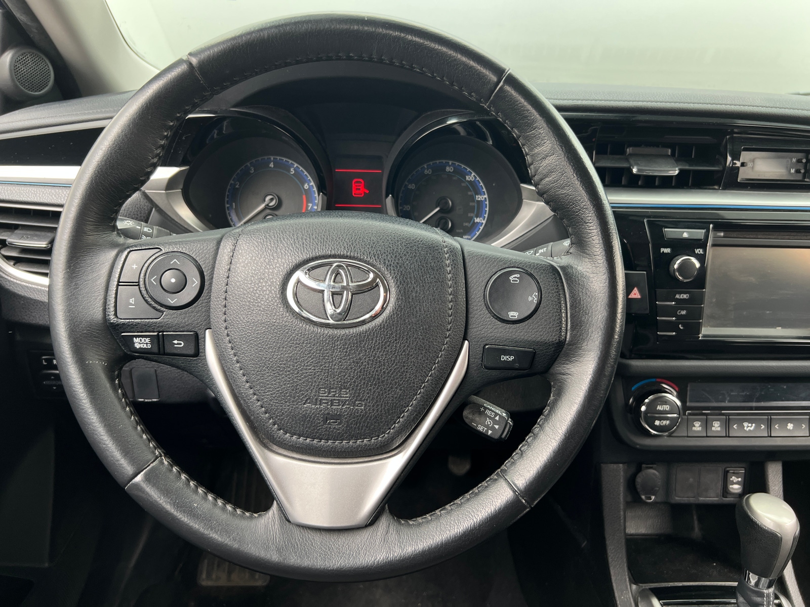 Thumbnail: 2015 Toyota Corolla - 5