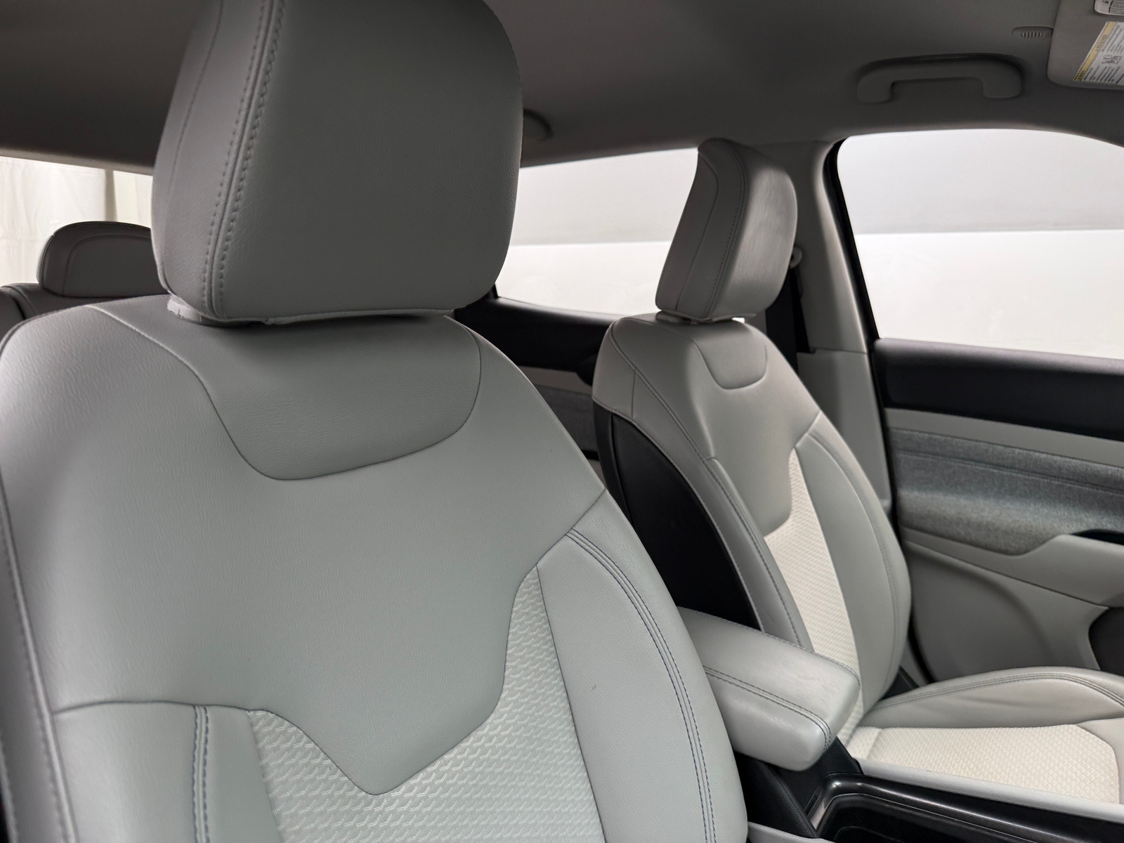 Thumbnail: 2022 Jeep Compass - 2