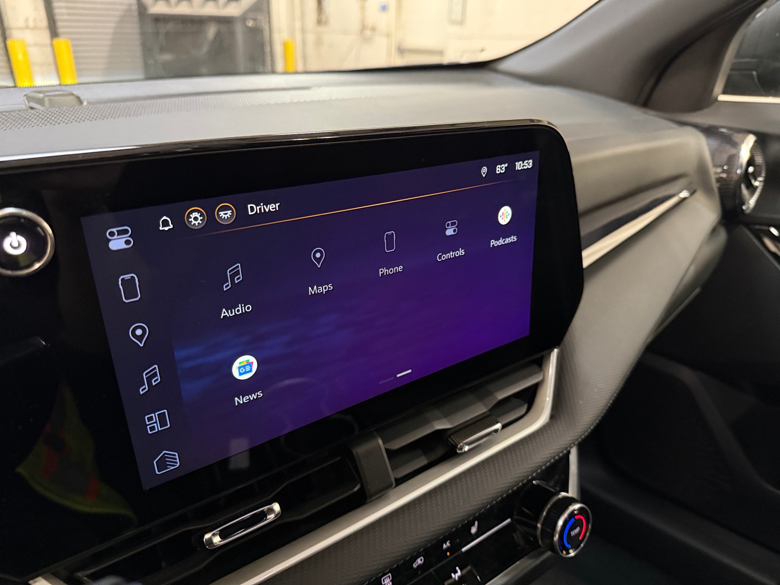 Thumbnail: 2025 Chevrolet Equinox - 4