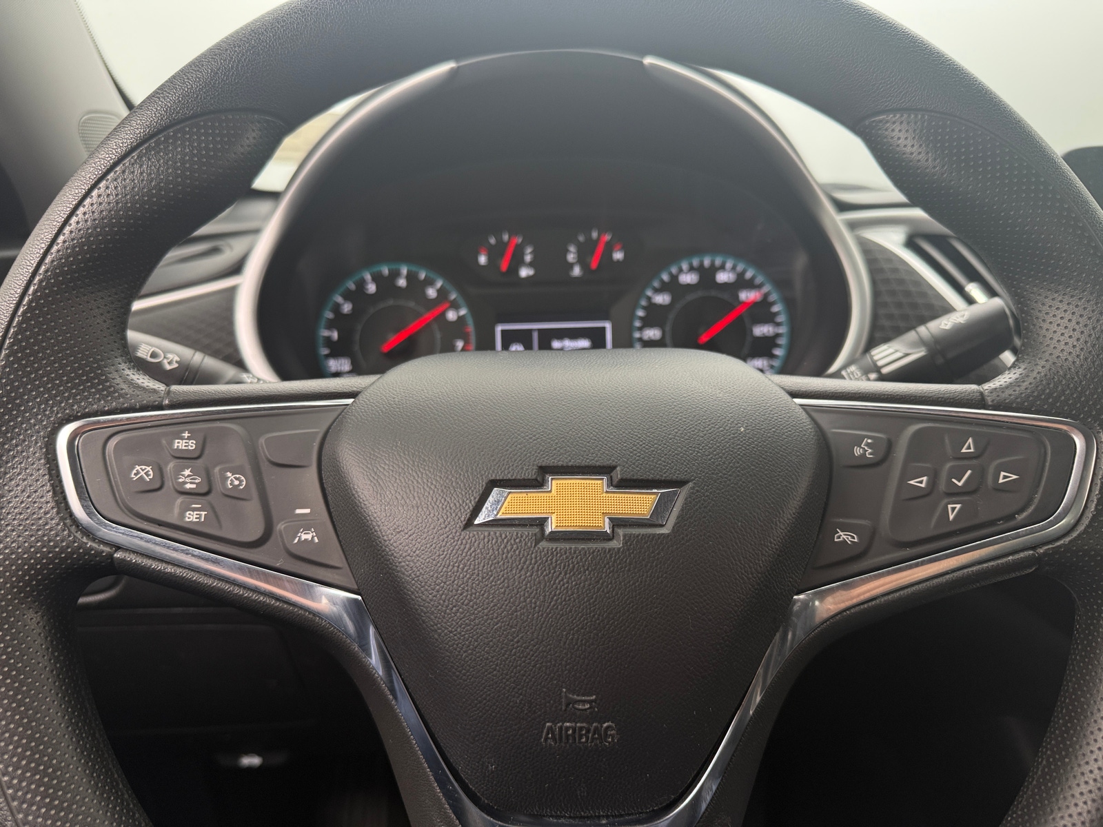 Thumbnail: 2024 Chevrolet Malibu - 5