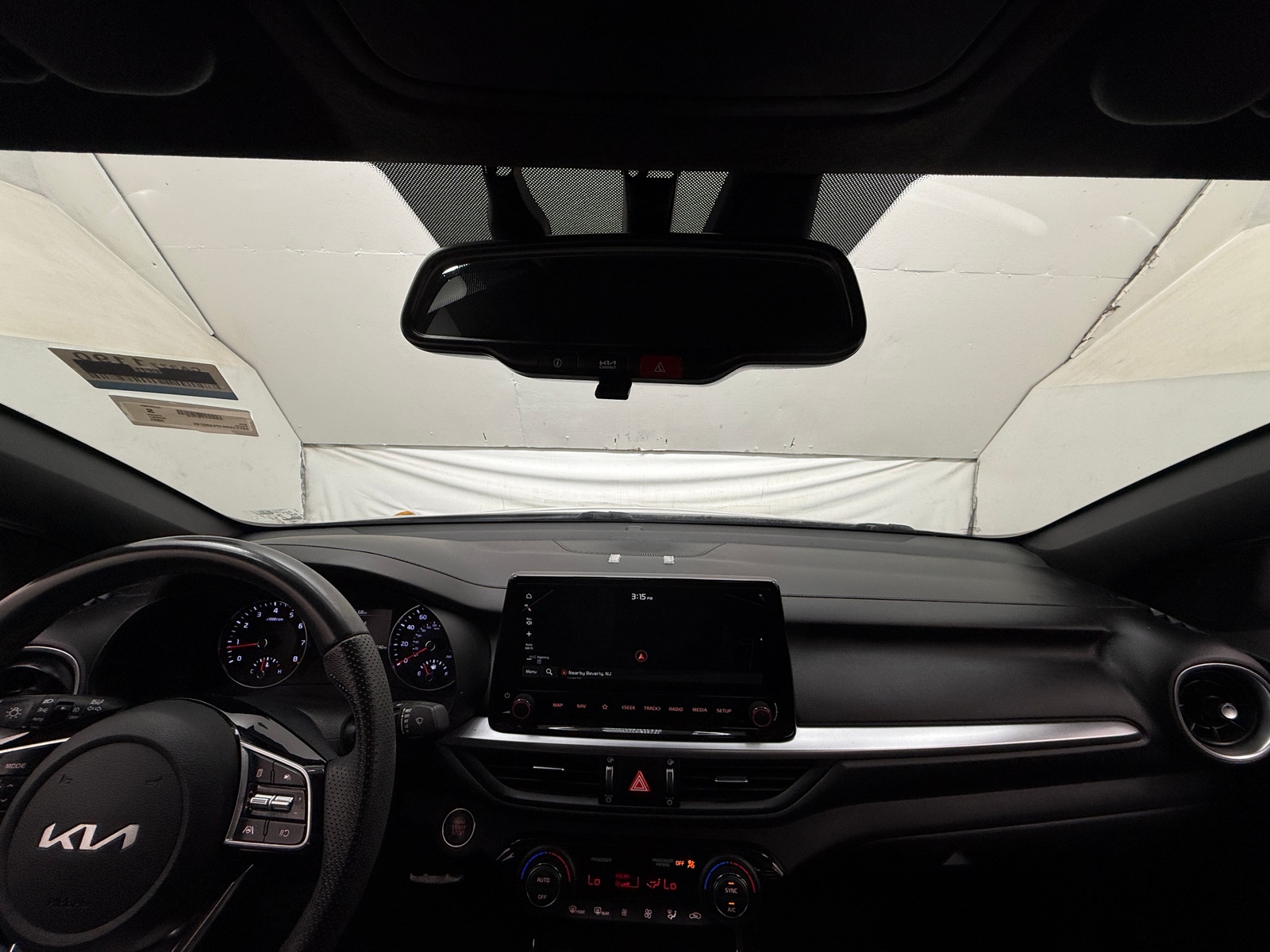 Thumbnail: 2023 Kia Forte - 3