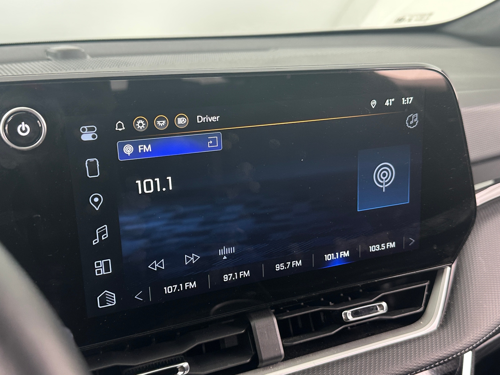 Thumbnail: 2025 Chevrolet Equinox - 4