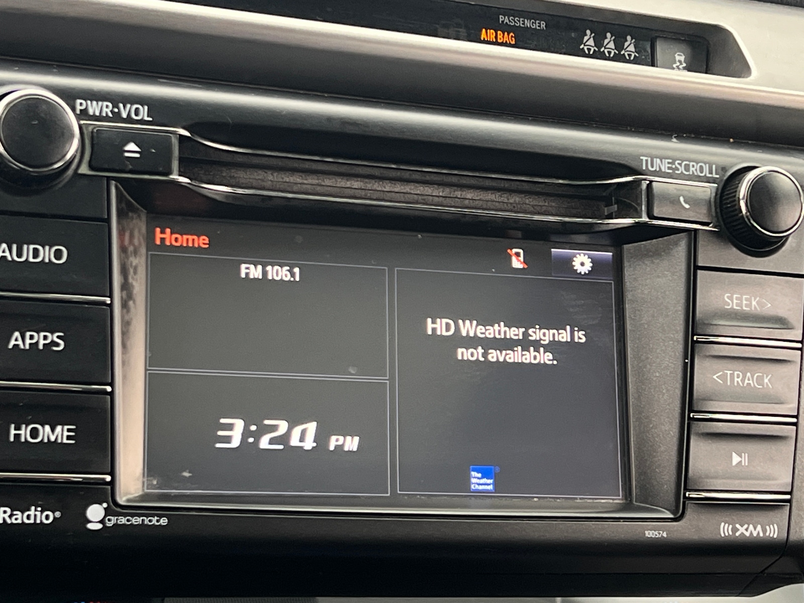 Thumbnail: 2018 Toyota RAV4 - 4