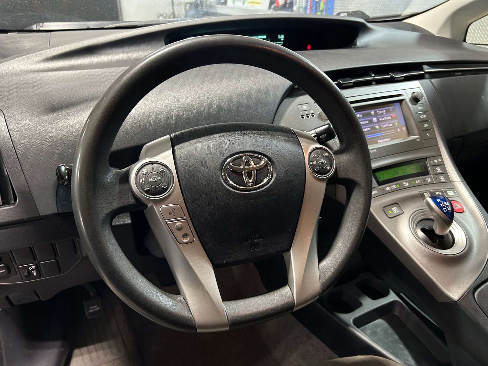 Thumbnail: 2015 Toyota Prius - 5