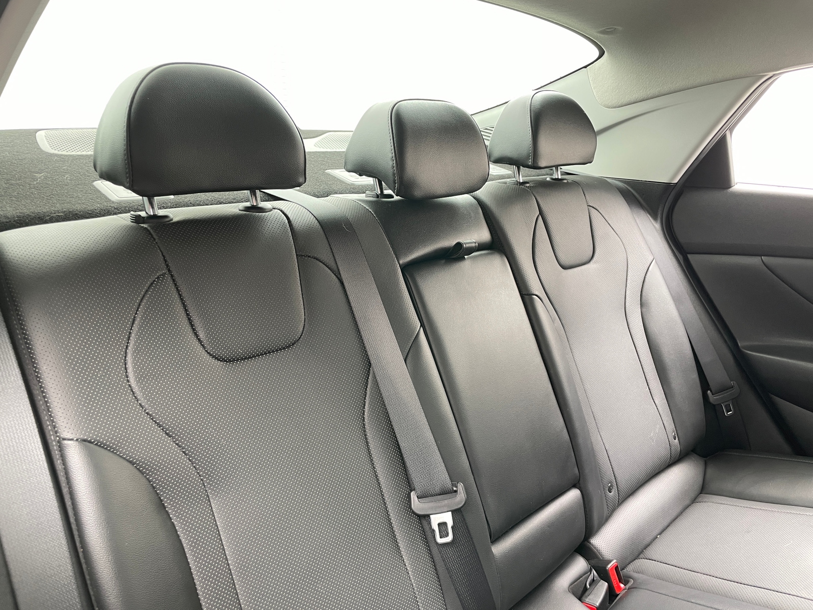 Thumbnail: 2023 Hyundai Elantra - 5