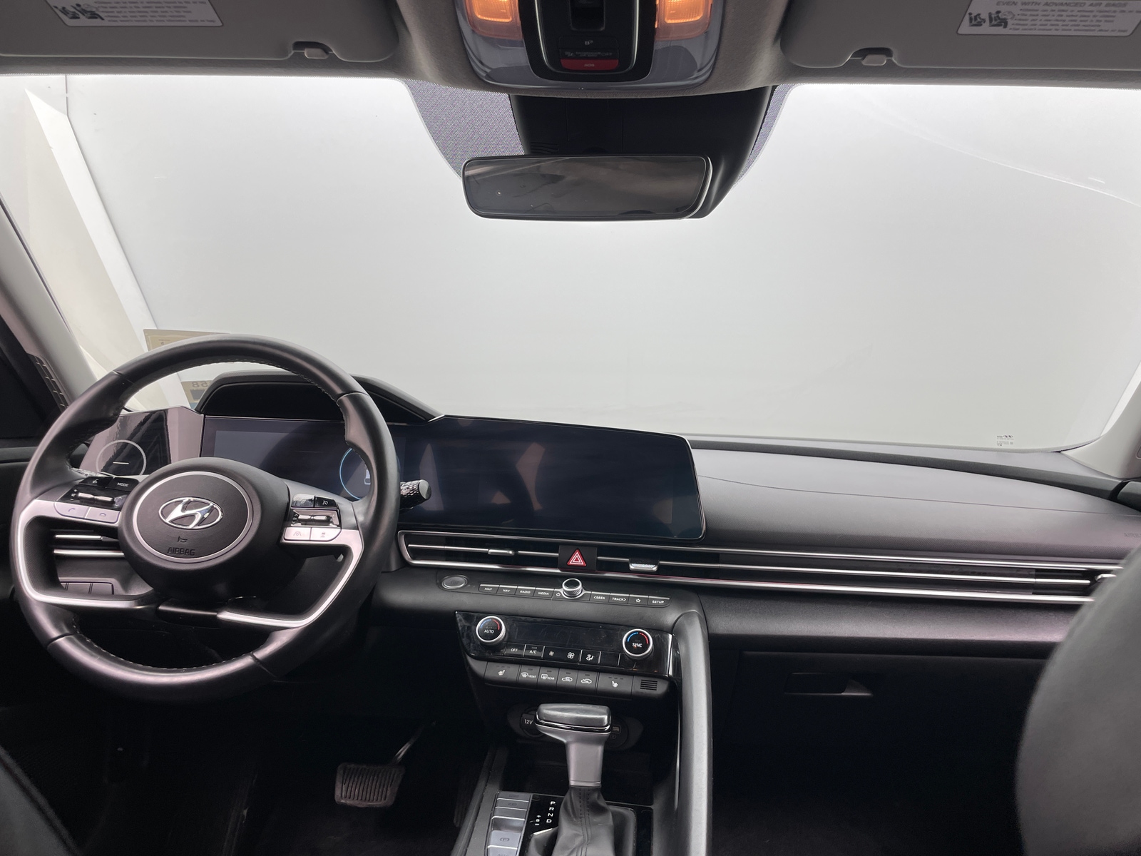 Thumbnail: 2023 Hyundai Elantra - 2