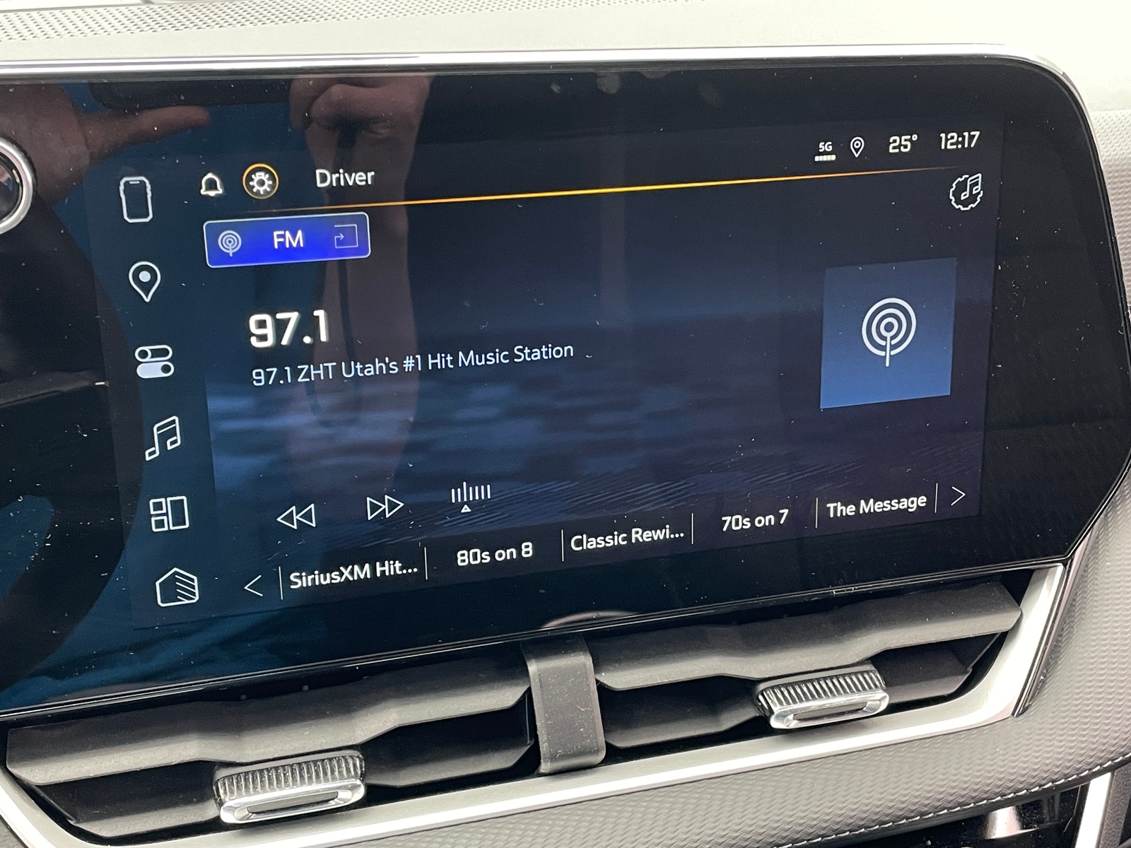 Thumbnail: 2025 Chevrolet Equinox - 4