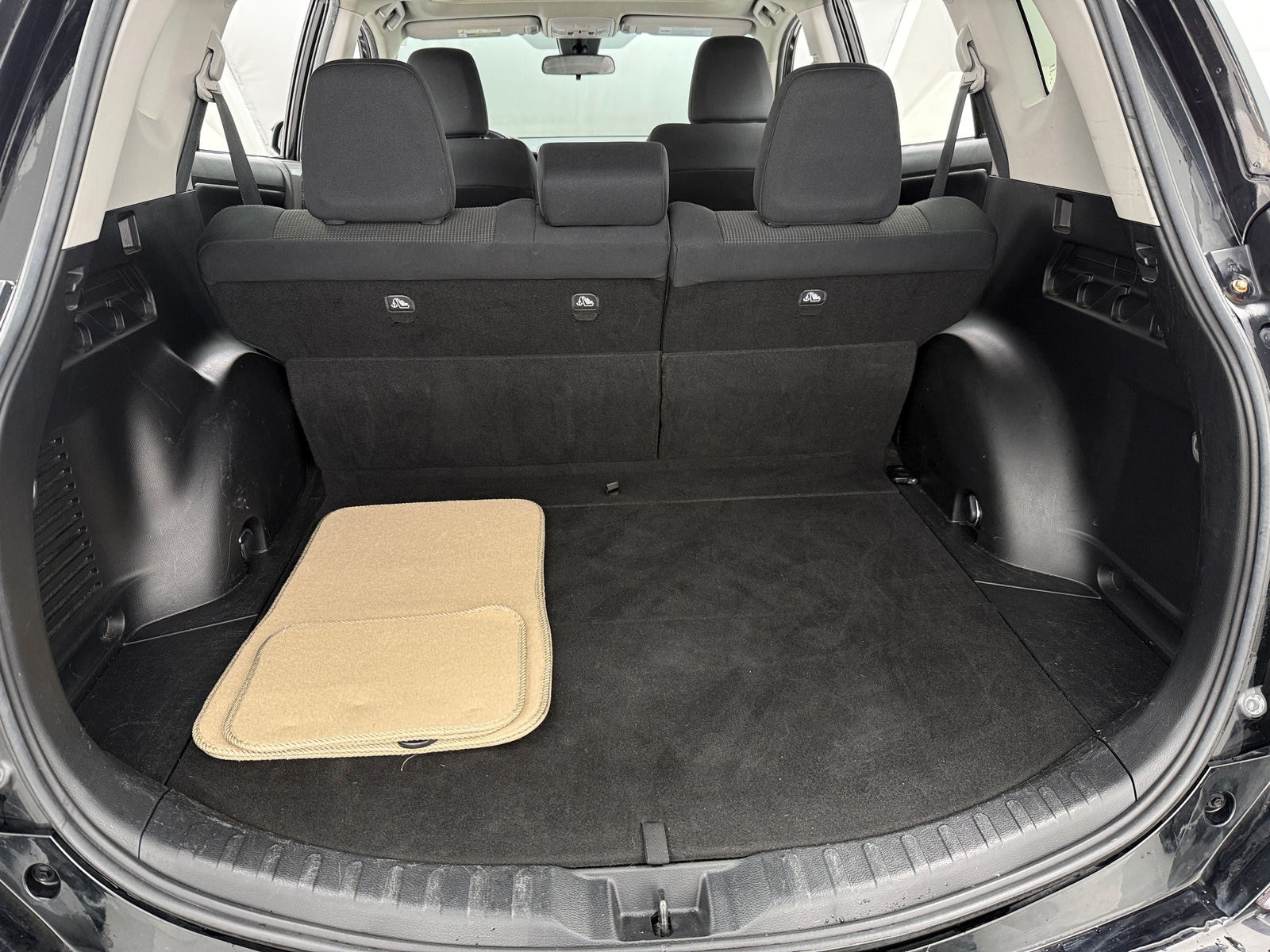 Thumbnail: 2018 Toyota RAV4 - 7