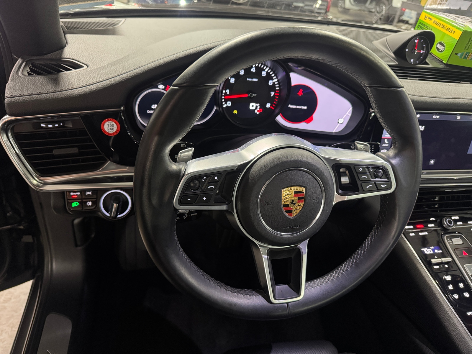 Thumbnail: 2020 Porsche Panamera - 5