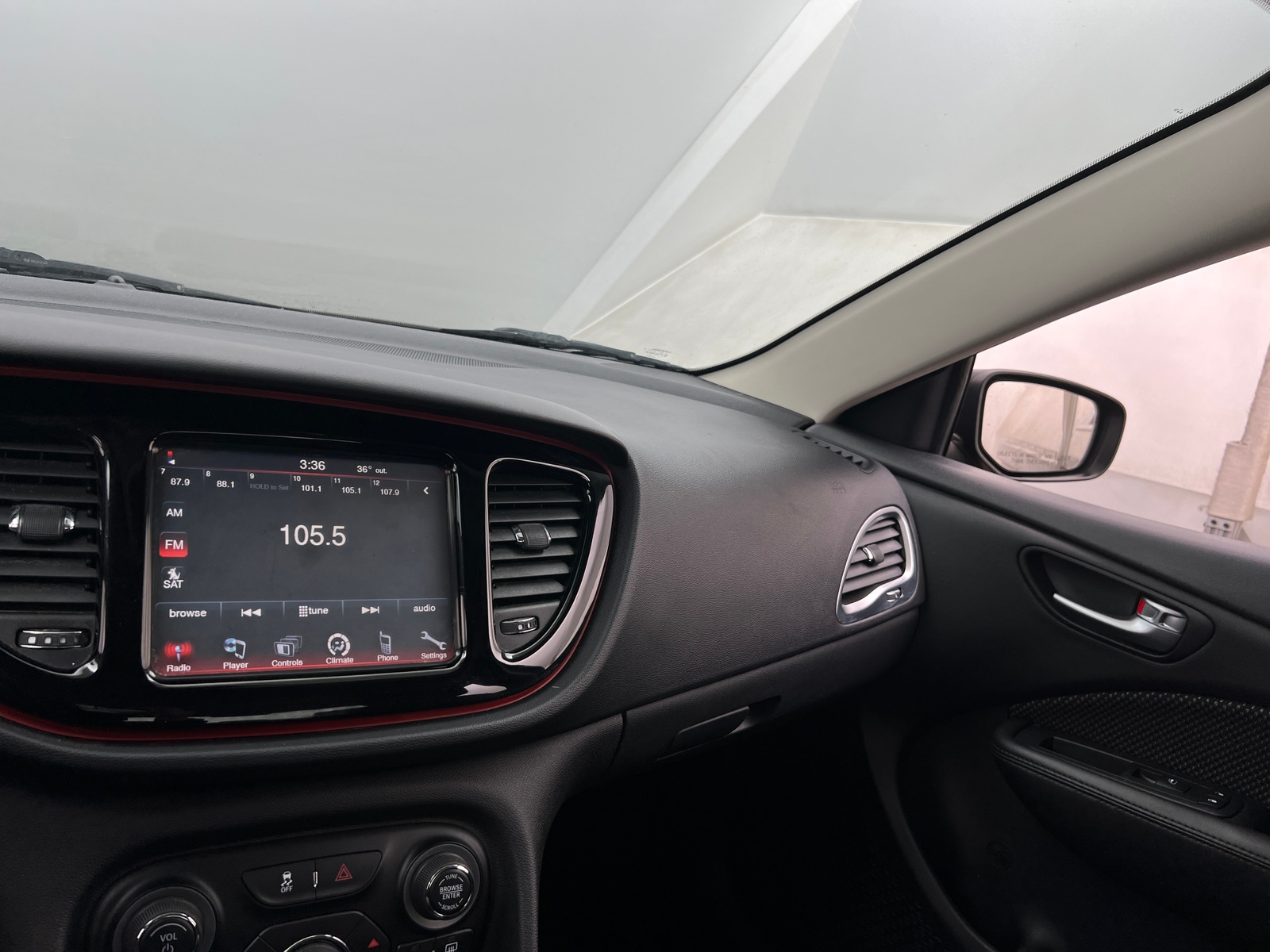 Thumbnail: 2016 Dodge Dart - 4