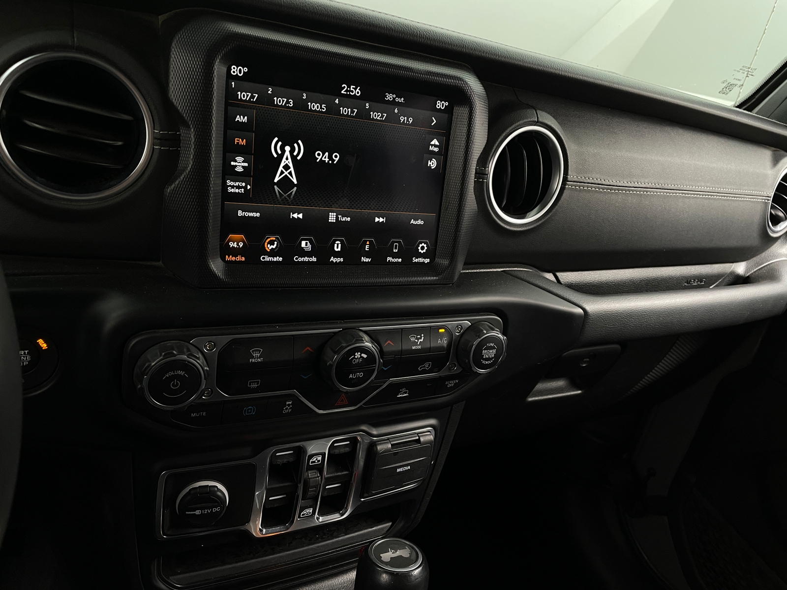 Thumbnail: 2023 Jeep Wrangler - 3