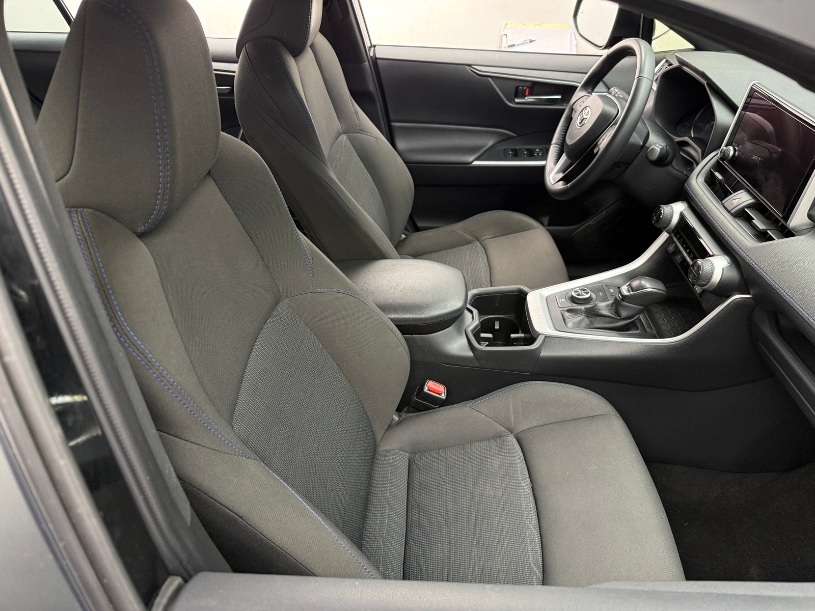 Thumbnail: 2024 Toyota RAV4 - 2