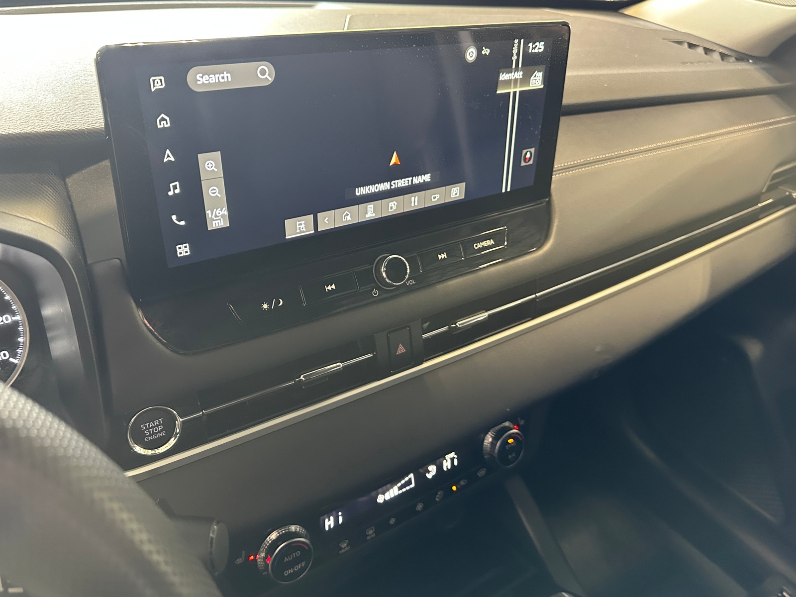 Thumbnail: 2025 Mitsubishi Outlander - 3