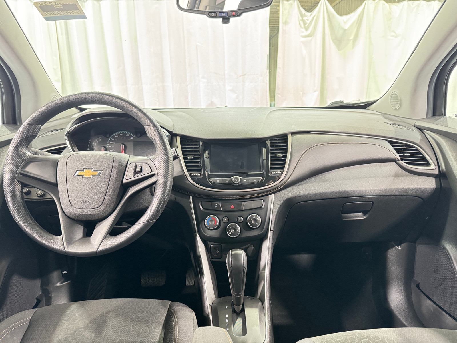 Thumbnail: 2019 Chevrolet Trax - 3