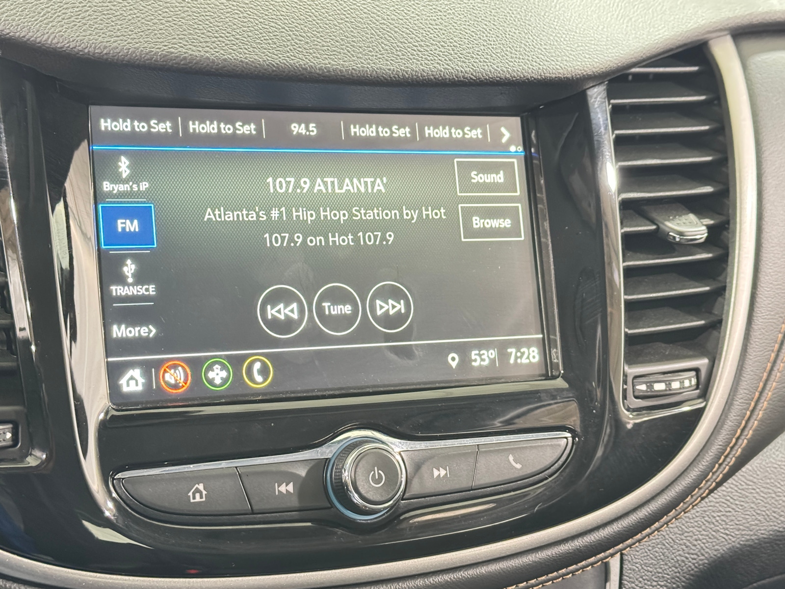 Thumbnail: 2019 Chevrolet Trax - 4