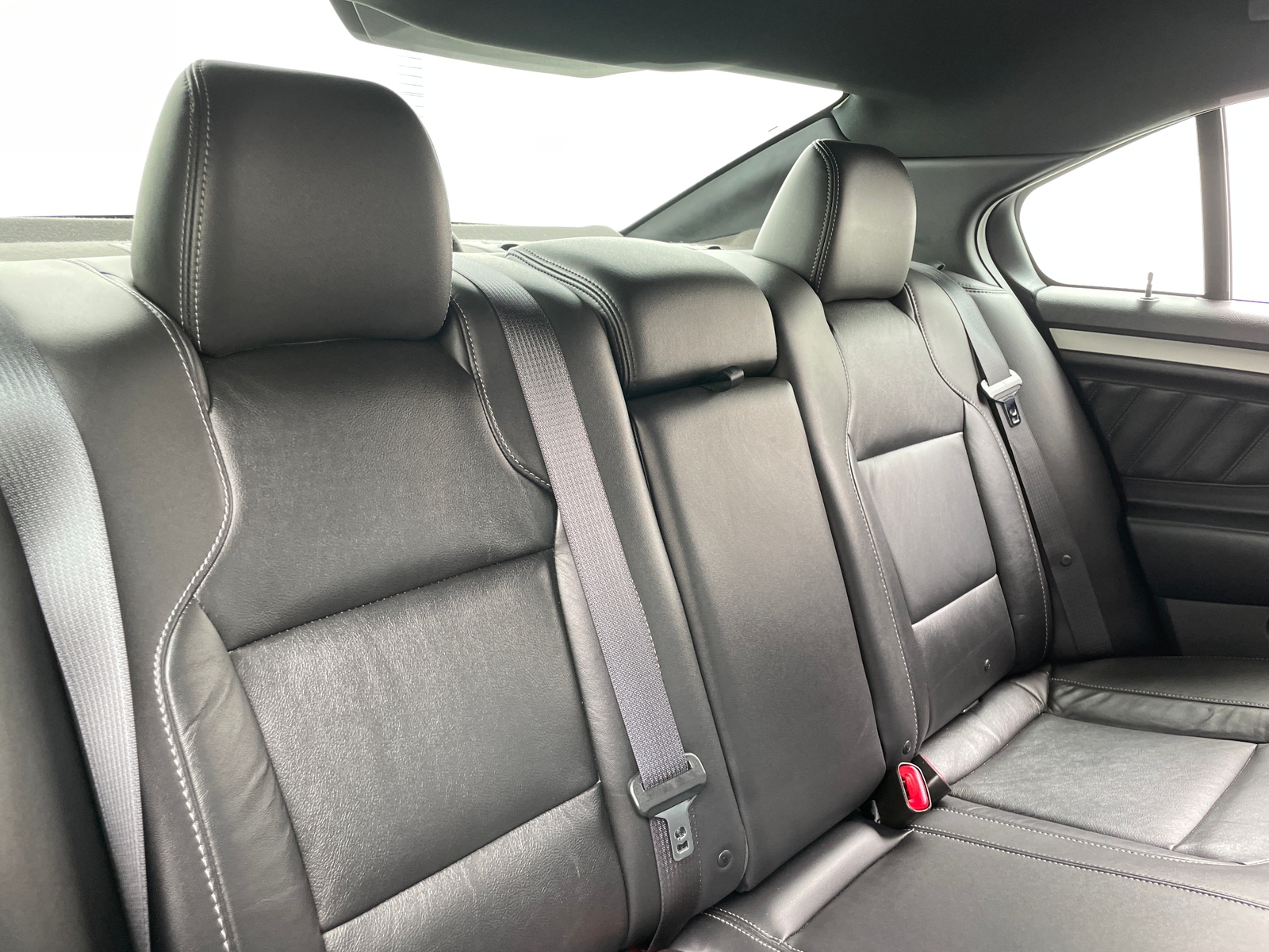 Thumbnail: 2016 Ford Taurus - 5