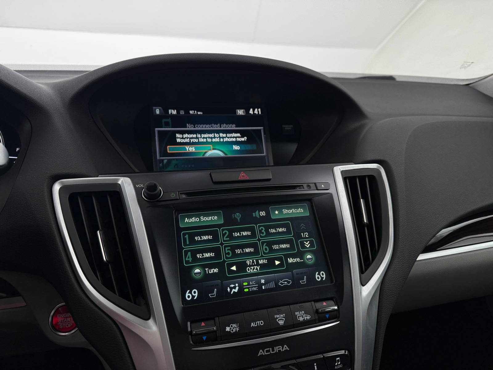 Thumbnail: 2017 Acura TLX - 3