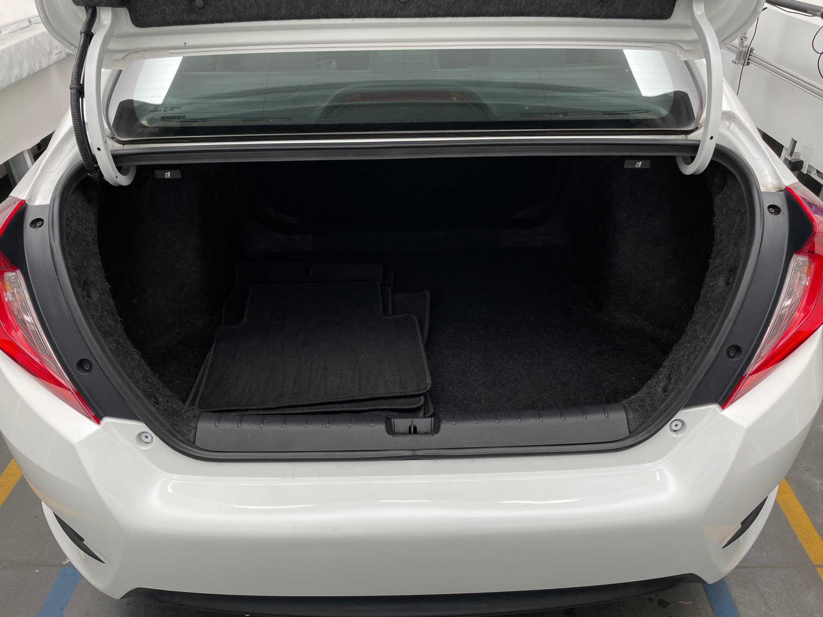 Thumbnail: 2016 Honda Civic - 7