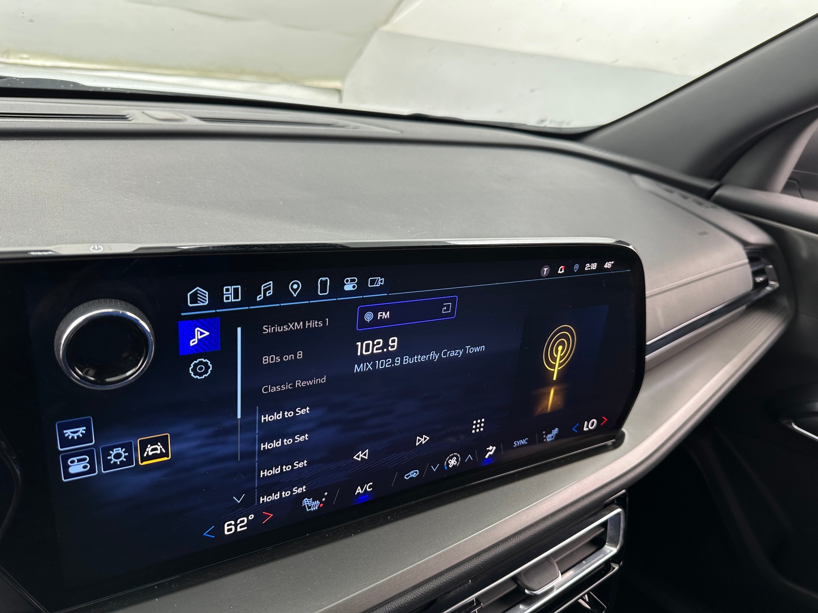 Thumbnail: 2024 Chevrolet Traverse - 4