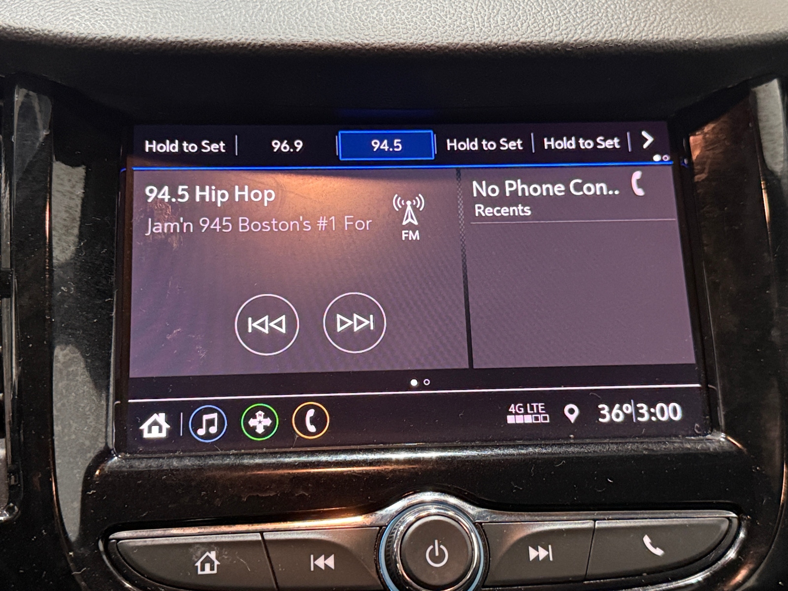 Thumbnail: 2021 Chevrolet Trax - 4