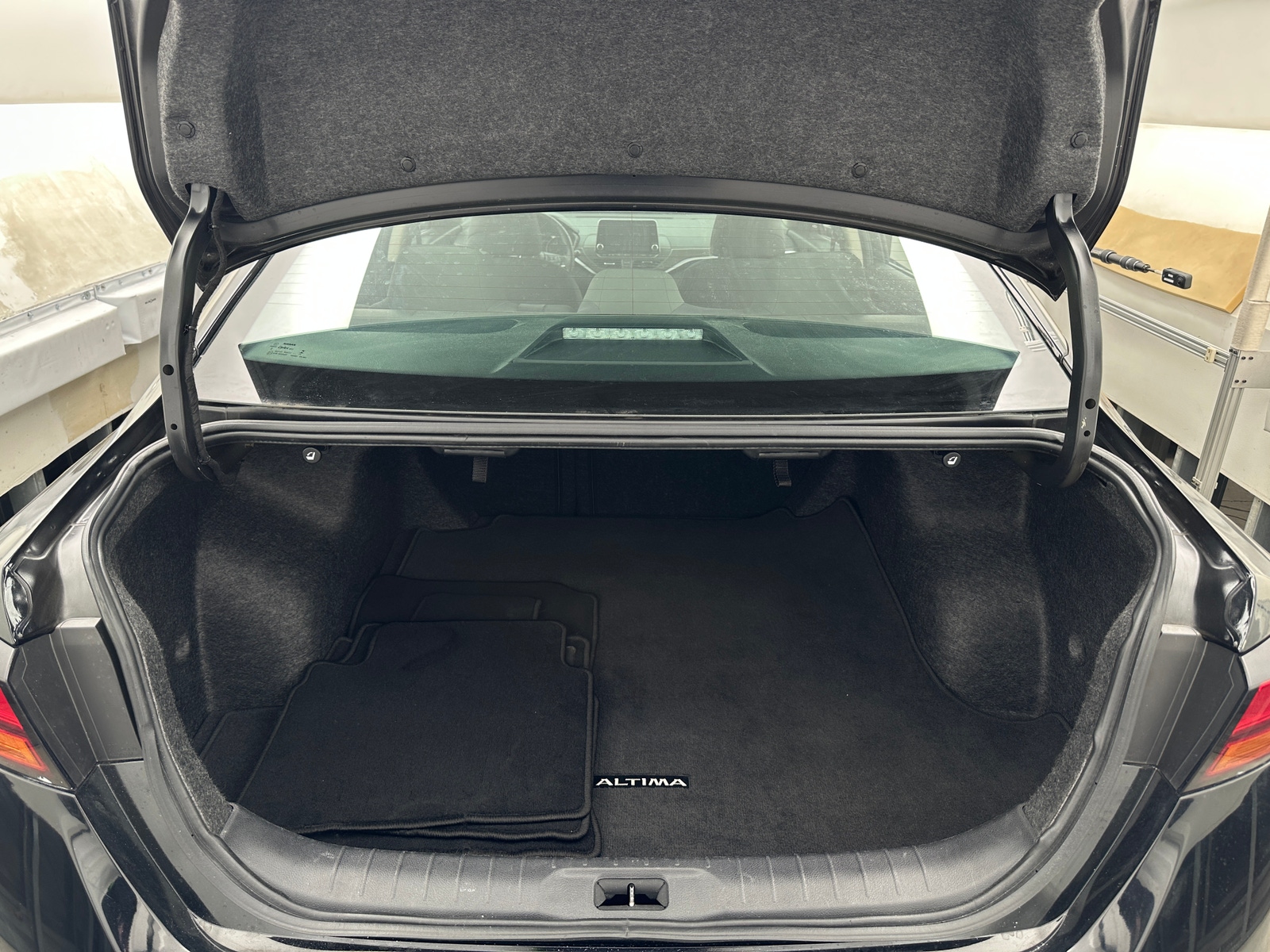 Thumbnail: 2024 Nissan Altima - 7