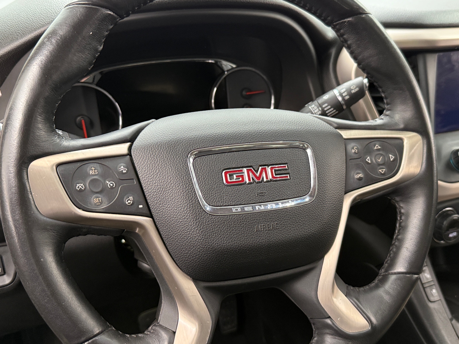 Thumbnail: 2017 GMC Acadia - 4