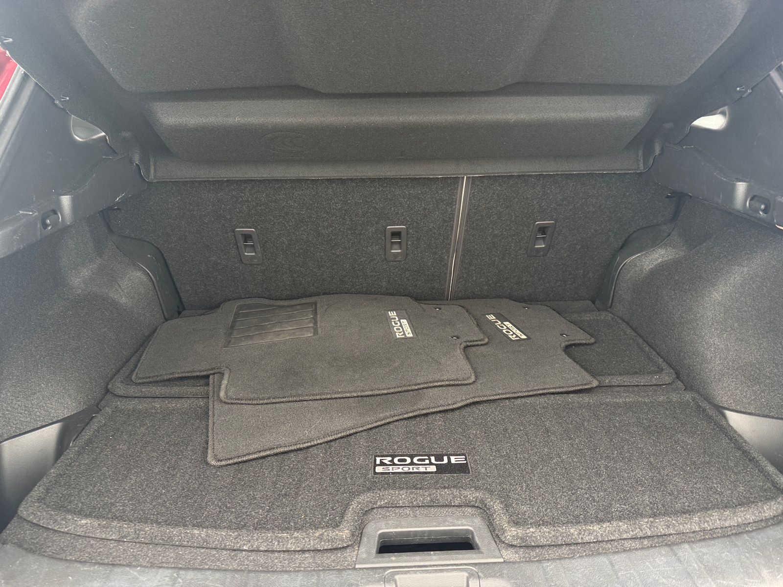 Thumbnail: 2022 Nissan Rogue Sport - 6