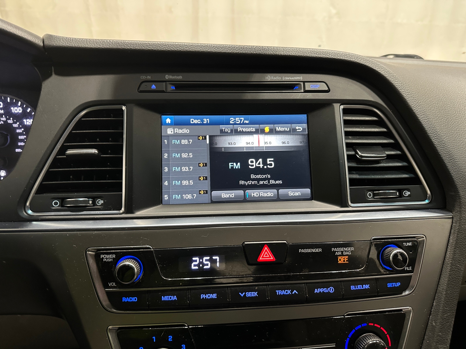 Thumbnail: 2017 Hyundai Sonata - 4