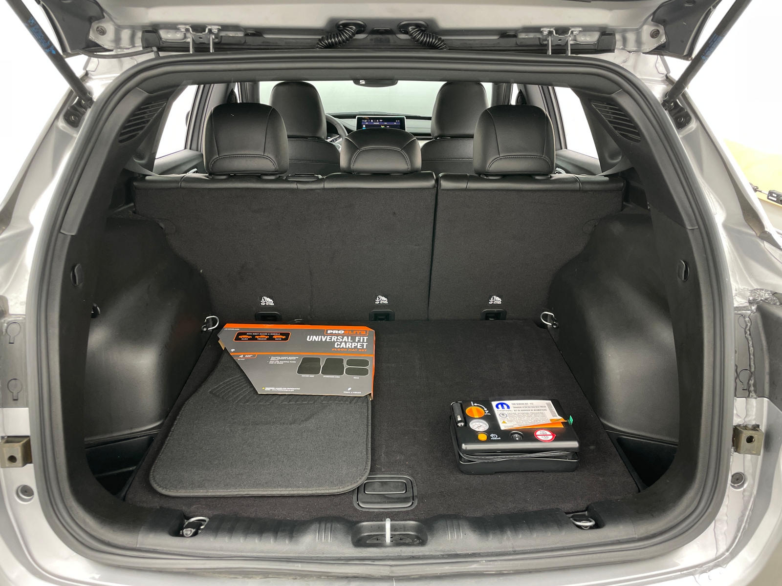 Thumbnail: 2024 Jeep Compass - 6