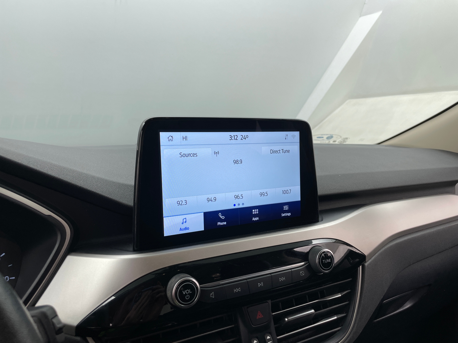 Thumbnail: 2020 Ford Escape - 3